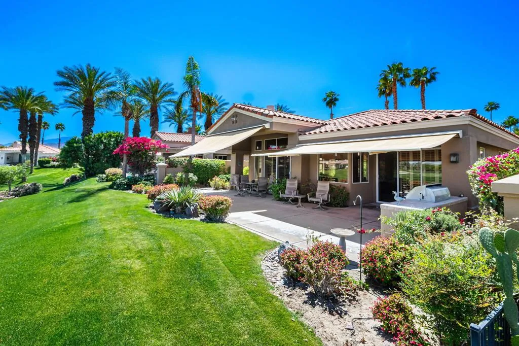 340 Bright Rock Drive, Palm Desert, California 92211 home-pic-2